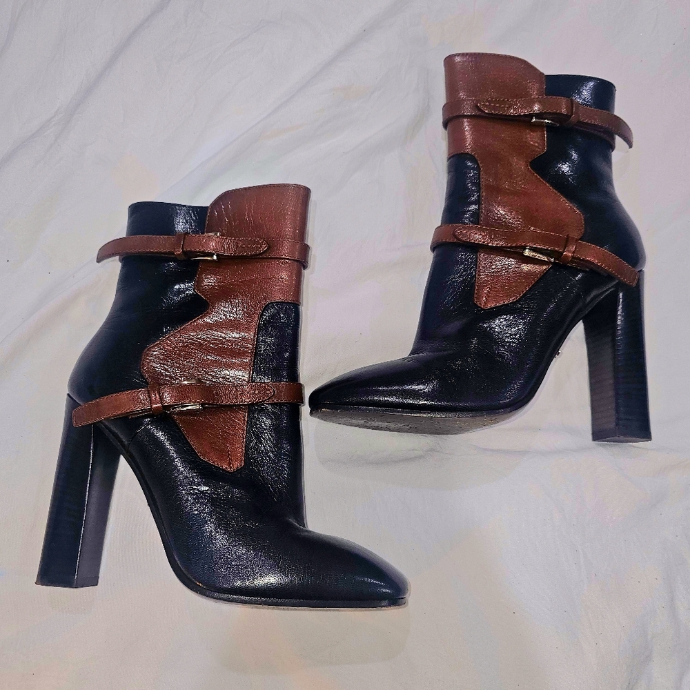 Prada Brown/Black Ankle Boots sz37